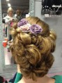 /album/feestkapsels/chic-krullend-opgestoken-kapsel-met-bloemen-jpg1/